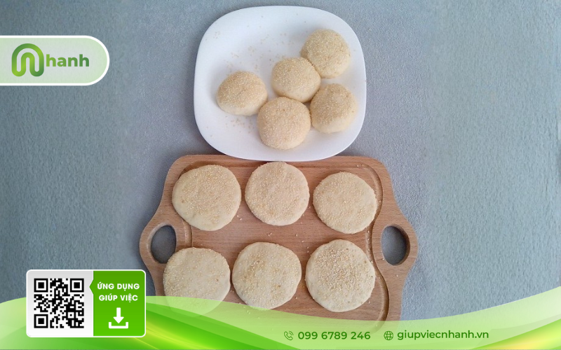 Chia bánh và tạo dáng bánh tiêu