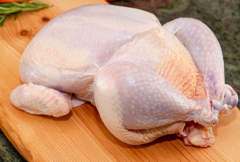 Cách chọn thịt gà thơm ngon